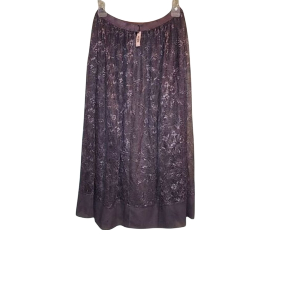 𝅺VICTORIA'S Secret Skirt - Picture 2 of 4